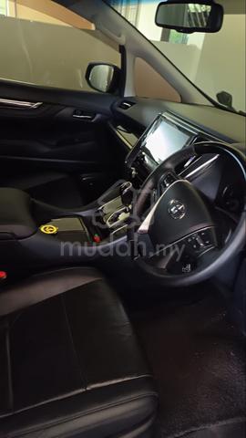 2015 Toyota Vellfire 2.5 (A) - 4