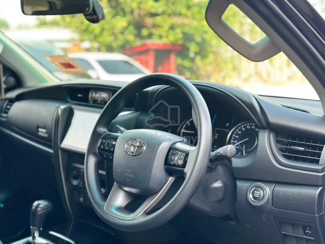 2022 Toyota FORTUNER 2.4 DIESEL WRTY TOYOTA 2027 - 5
