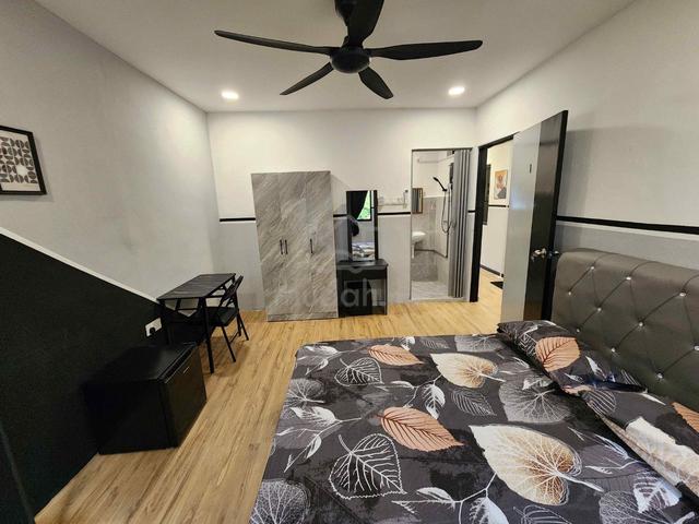 [5MINS TO CIQ/JB SENTRAL/SPORE] Premium Couple and Single Rental Rooms 1
