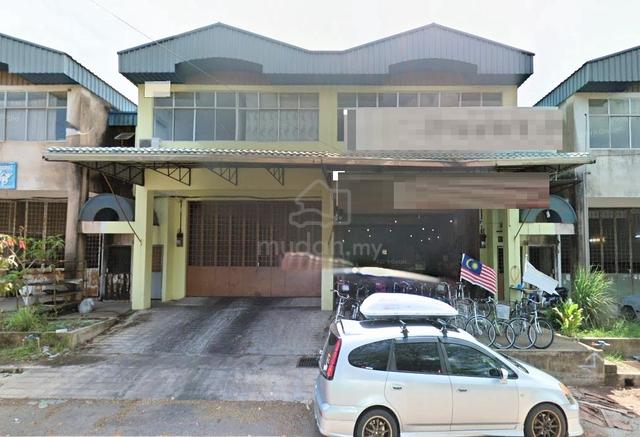For Rent - 1.5 Storey Factory/ Workshop Indera Mahkota 1