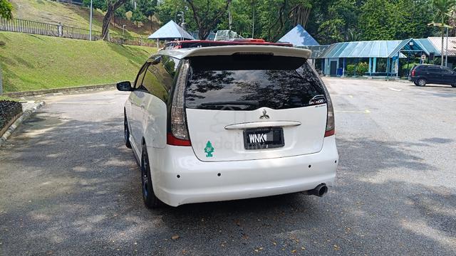2003 Mitsubishi GRANDIS 2.4 (A) - 4