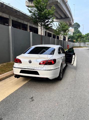 Volkswagen CC 2.0 TSI - Pearl White - moon-roof - 5