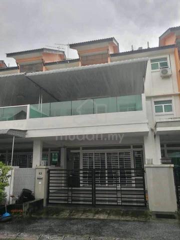 Ipoh @ Anjung Bercham Freehold Triple Storey house 6 Rooms For Sale 1