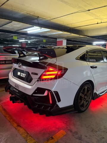 2017 Honda CIVIC 1.8 I-VTEC (A) - 2