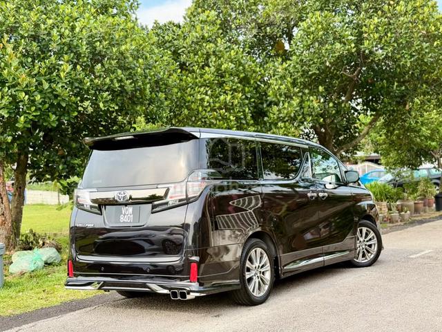 ON THE ROAD 2017 Toyota VELLFIRE 2.5 GOLDEN EYES - 5