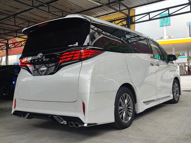2025 Toyota ALPHARD 2.5 Z (A) new stock - 3