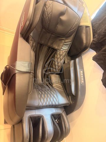 New Used Massage Chair - photo 5 of 6