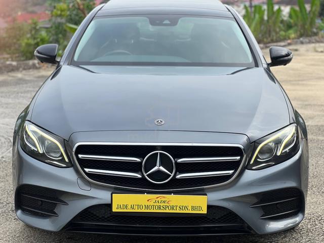 2018 Mercedes Benz E300 2.0 AMG LINE (A) LUX OFFER - 2