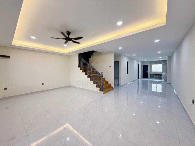 Taman Pelangi Sri Tebrau Double Storey House Century Sentosa For Sale 1