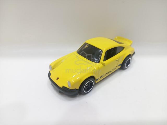 Hot Wheels Porsche 911 Carrera RS 2.7 (Yellow) Car - photo 3 of 6