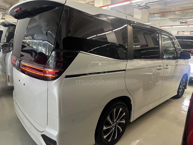 2022 Toyota VOXY 2.0 S-Z - 4