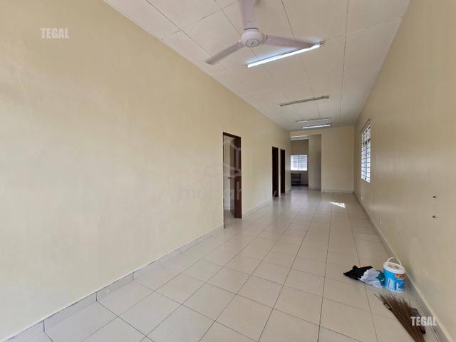Newly Refurbished Kampung Jawa Bandar Putera 2 Klang 1 Storey Endlot 1