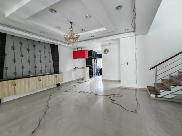 Sering ukay 2.5 storey,ampang,taman melawati/nice unit&gated guarded 1
