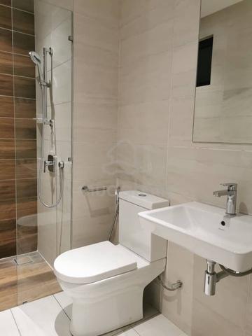 (Room Rental) Premium Room | Female |500m to MRT | Wifi | Kepong 3