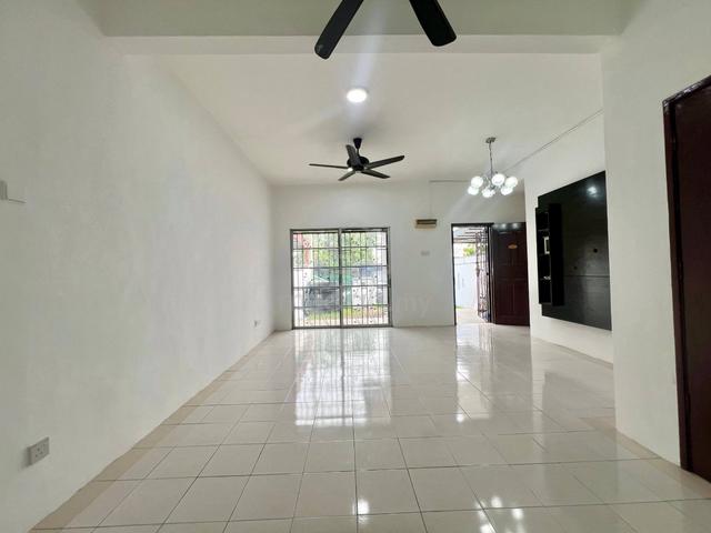 Double Storey House Sungai Kapar Indah Fasa 5A, Kapar Klang Selangor 1
