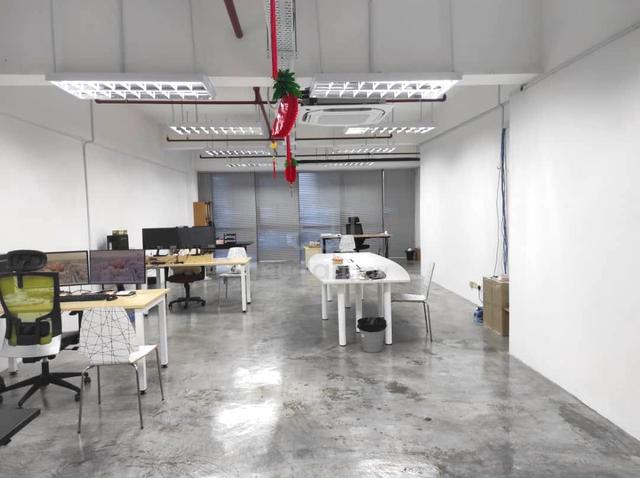 Damen Office, USJ1, 1400sf, With Lift, Partly Furnished, Near LRT, USJ 1