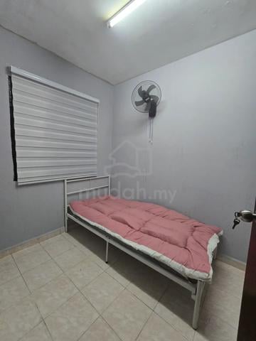 Apartment Idaman 1