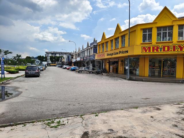 2 Units Double Storey Shoplot for Sale 1