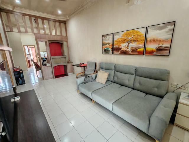 fully renovation JLN LEMBING tmn puteri wangsa single storey terrace 1