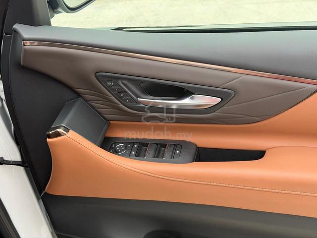 S/STEP 5k KM 5A 2025 Toyota VELLFIRE Z PREMIER - 5