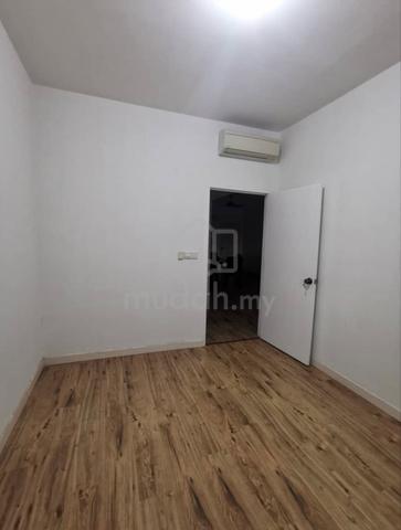 Room for rent 1