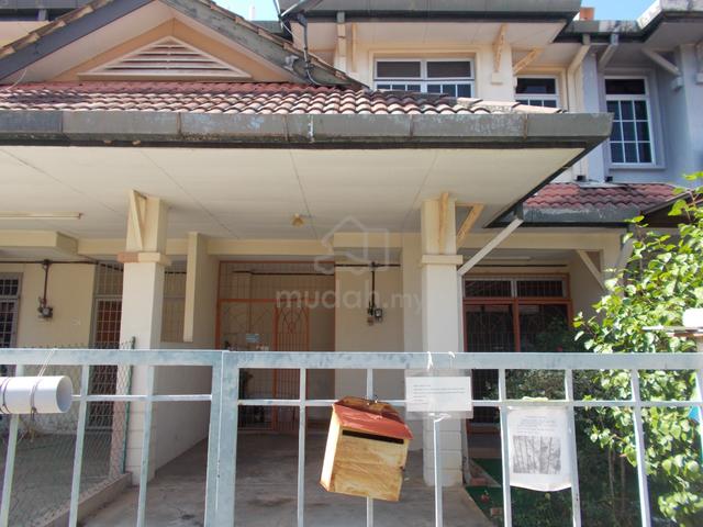 House or Rooms to Let, Bandar Laguna Merbok 1