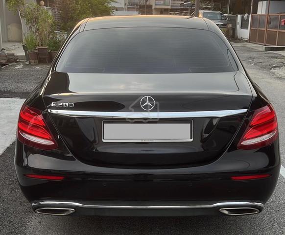 2016 Mercedes Benz E200 AVANTGARDE (CBU) 2.0 (A) - 2
