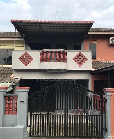 Rumah sewa kota masai 1