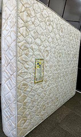 Carousel Image Selected