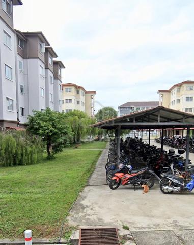 Pangsapuri Taman Tasik Utama Ayer Keroh Melaka 1