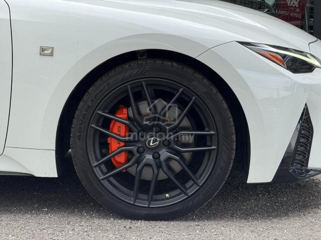 UNREG 2021 Lexus IS300 2.0 F-SPORT MODE BLACK - 3