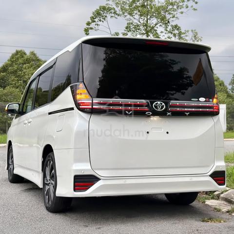2023 Toyota VOXY 2.0 S-Z (A) - 3