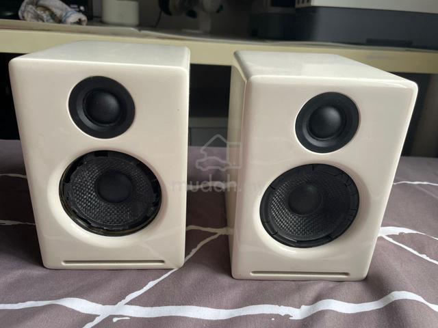 Carousel Image