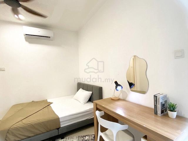 Wifi Spacious Room✨ + Attached Bath + Balcony Flora Rosa Presint 11 1