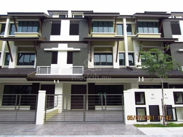Penang Batu Maung Partially Furnished room For Rent 1