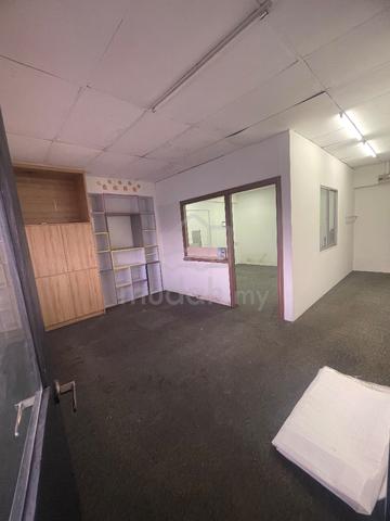 Puchong Utama 1.5 Storey Factory Warehouse Industrial 4