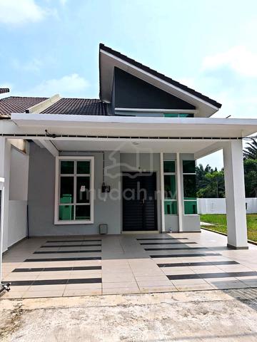 Single Storey Terrace Corner Lot For Sale inTaman Saujana,Kluang 1