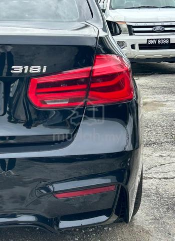 2018 Bmw 318i 1.5 LUXURY FACELIFT OFFER M-SPORTS - 4