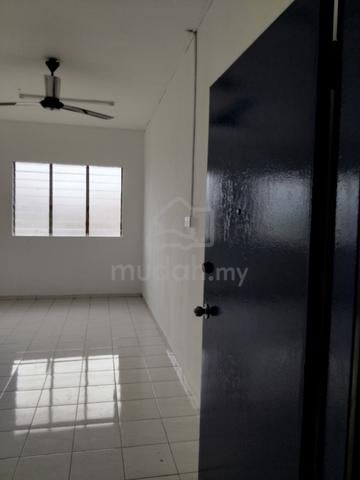 Apartment Taman Mawar 1