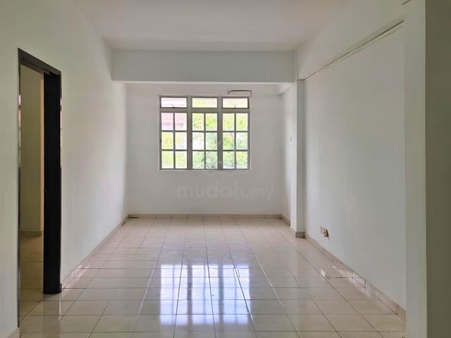 Hata Square Apartment 1