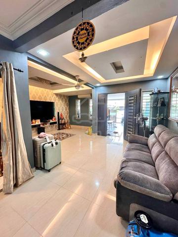 RENOVATED LOW DEPOSIT 1.5 Storey Terrace Taman Puchong Indah Puchong 1