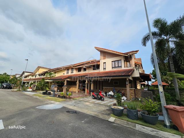 AdJoining Sem-D [ 7533 Sqft Land Area ] at Damar Bayu Glenmarie Cove 1