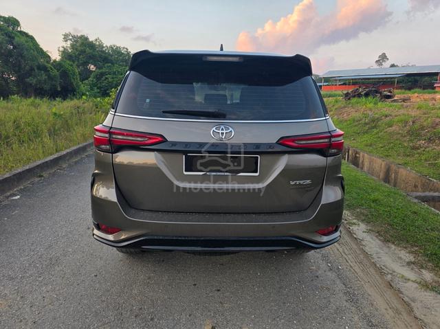 2022 Toyota FORTUNER VRZ 2.8L (A) - 5