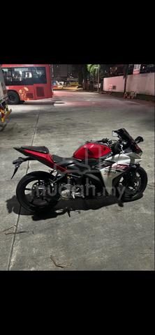 Yamaha R25 V1 2016 - photo 3 of 10