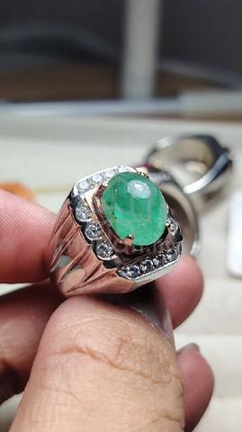 Carousel Image