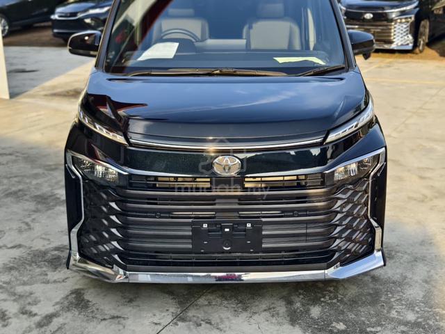 FULL SPEC 2025 Toyota VOXY SZ DIM 18k KM 5A - 2