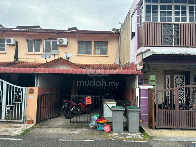 Bandar Putra SEGAMAT,rumah 2 tingkat untuk di jual 1