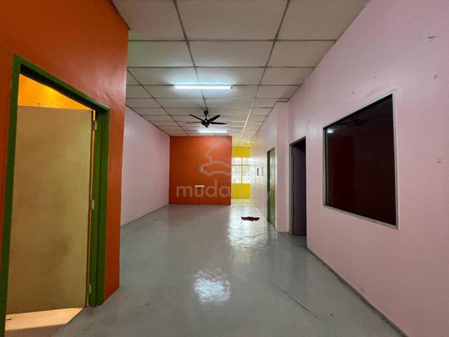 Skudai / Seri Orkid Shop / Near Gelang Patah / Iskandar Puteri 1