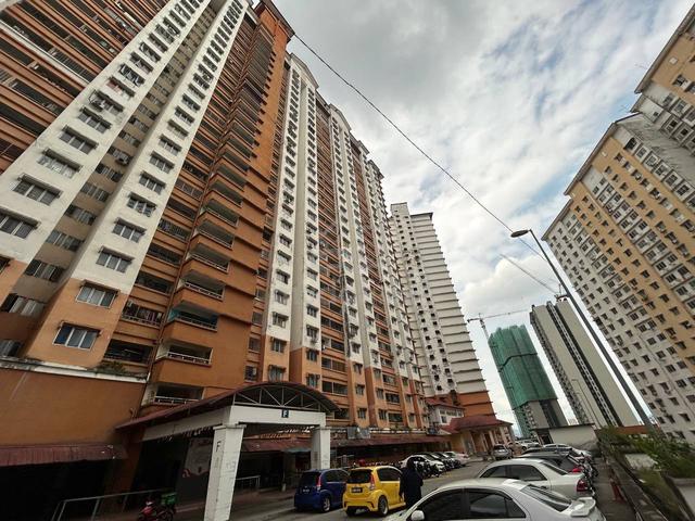 Flora Damansara 1