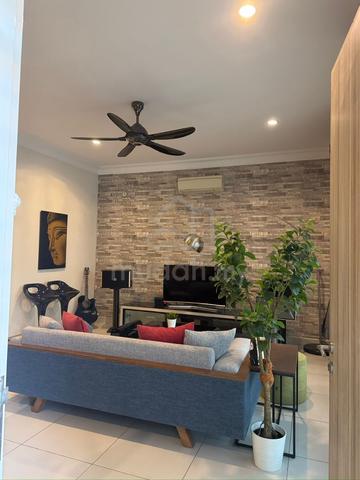 Renovated 2 Storey Superlink House For Sale Arca @Alam Impian 1